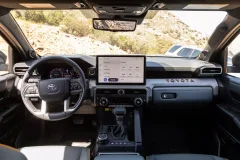 toyota_4Runner_trailhunter_interior_01.webp